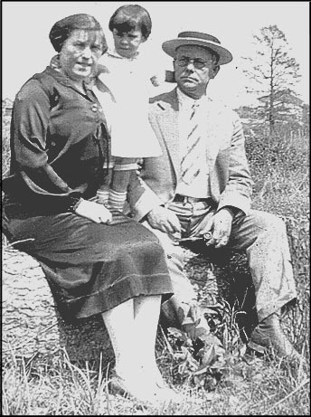 Lennie Causey, Holly Wyatt and Gilliam Vance Beard